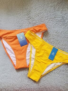 2 NWT Cupshe Bikini Bottoms - Medium